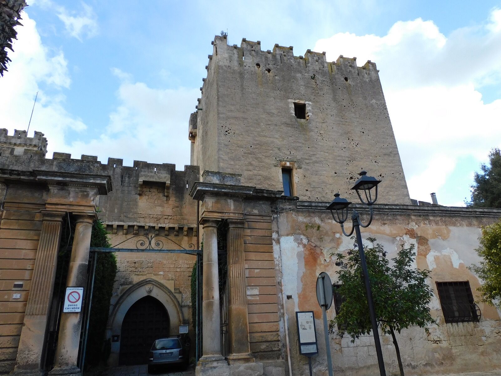 I principi Dentice di Frasso tra